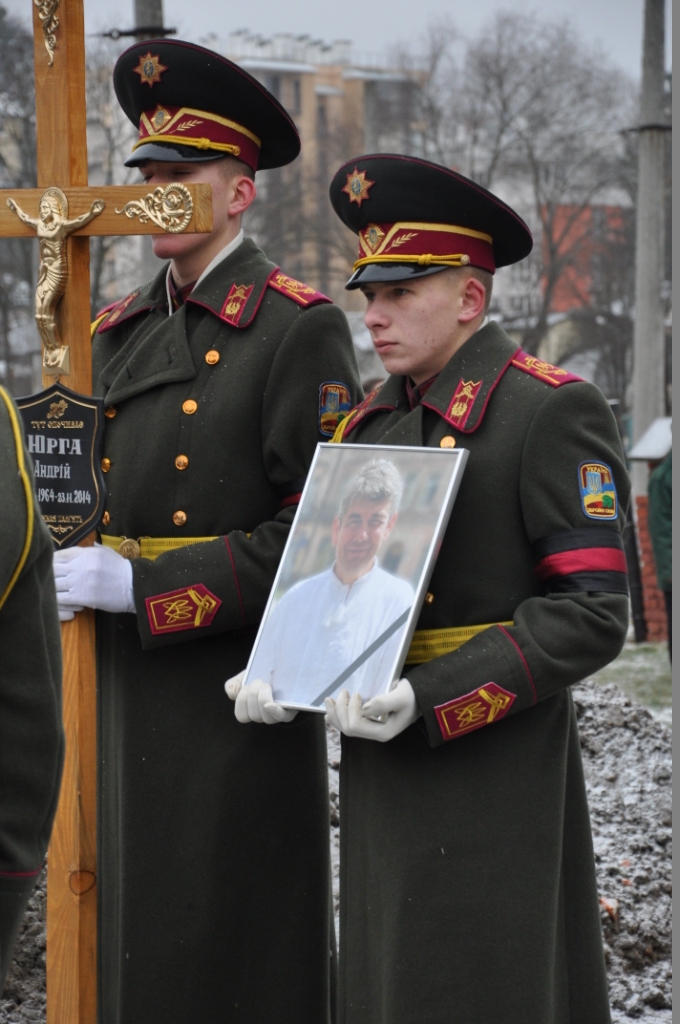 Фото 1: Львів&rsquo;яни разом виконали Державний Гімн