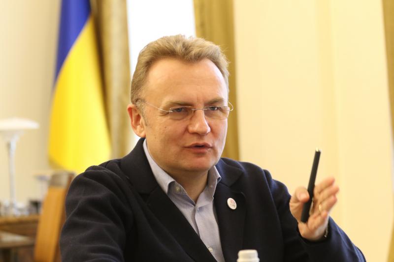 Фото 1: &laquo;Є пряма залежність: чим більше тестуємо, тим більше є позитивних ПЛРів&raquo;,&nbsp;&mdash; А. Садовий
