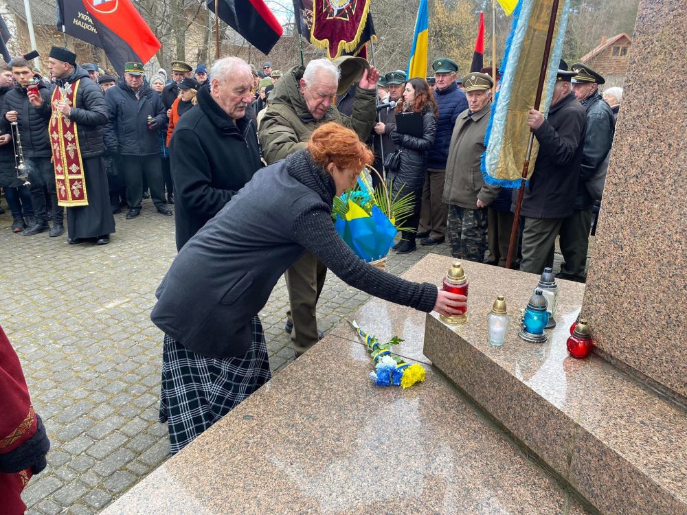 Фото 2: У Львові вшанували пам'ять головного командира УПА Романа Шухевича