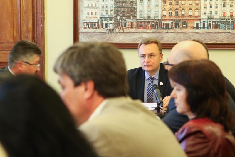 Фото 2: Щодо критичної ситуації з вивезенням ТПВ у Львові сьогодні збирали міську комісію з питань ТЕБ і НС