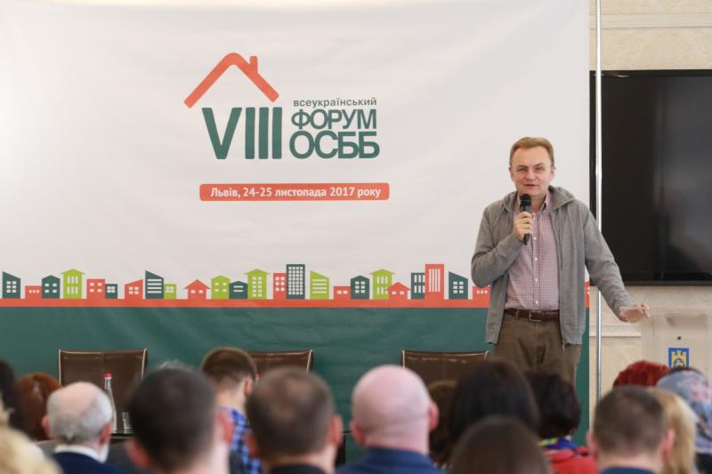 Фото 1: &laquo;Треба брати владу в свої руки, я вважаю, що країна має належати ОСББ&raquo;, - А.Садовий
