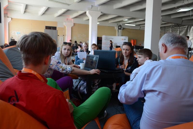Фото 2: EduHack завершився: 5 переможців розділили між собою 50 тисяч гривень