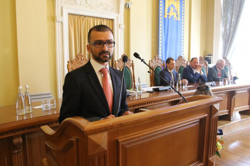 Фото 2: Джеймсу Темертею присвоєно звання &laquo;Почесний громадянин міста Львова&raquo;