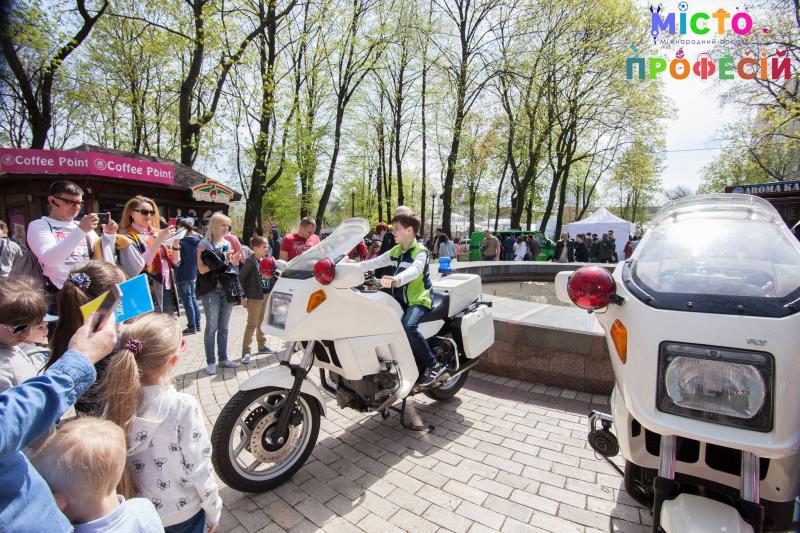 Фото 1: В&nbsp;суботу у&nbsp;Львові кожна дитина зможе &laquo;влаштуватись на&nbsp;роботу&raquo;