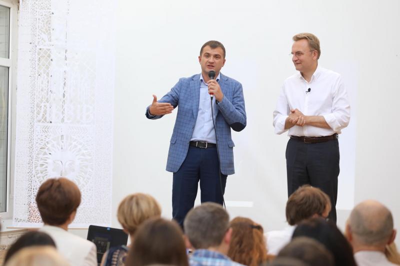 Фото 2: Мер Львова відвідав Хмельницький у межах програми з обміну досвідом