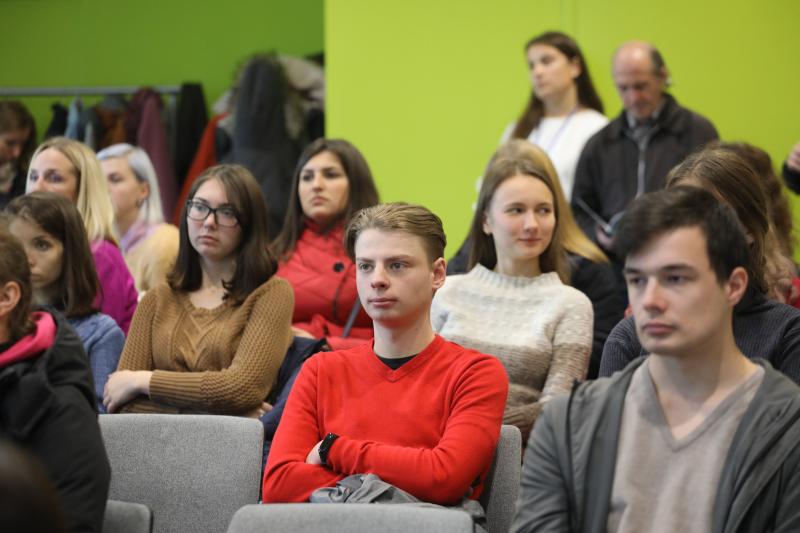 Фото 3: &laquo;Молодь&nbsp;&mdash; це&nbsp;величезний двигун. Питання в&nbsp;тому, як&nbsp;найбільш ефективно його зарядити&raquo;,&nbsp;&mdash; Андрій Москаленко під час Х І Екуменічного соціального тижня