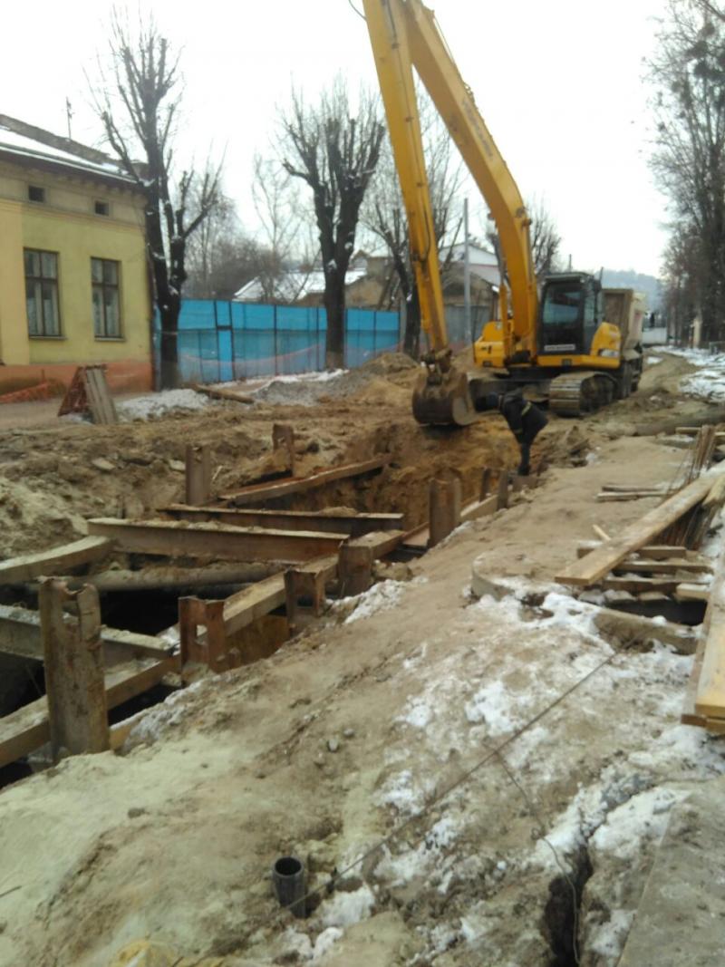 Фото 1: На&nbsp;вул. Замарстинівській триває капітальний ремонт дороги на&nbsp;ділянці від вул. Липинського до&nbsp;вул. Східної