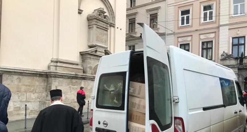 Фото 1: Місто закупило та&nbsp;відправило військовим низку матеріально-технічних засобів