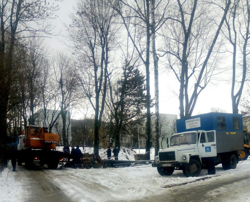Фото 1: Завтра буде призупинено водопостачання у&nbsp;центральній частині міста: на&nbsp;вул. Водогінній ремонтуватимуть водопровід
