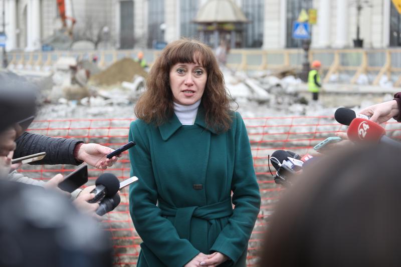 Фото 2: Реконструкція&nbsp;пл. Двірцевої: тривають роботи з&nbsp;влаштування каналізаційного колектора, а&nbsp;з&nbsp;25 березня закривають проїзд до&nbsp;Автостанції