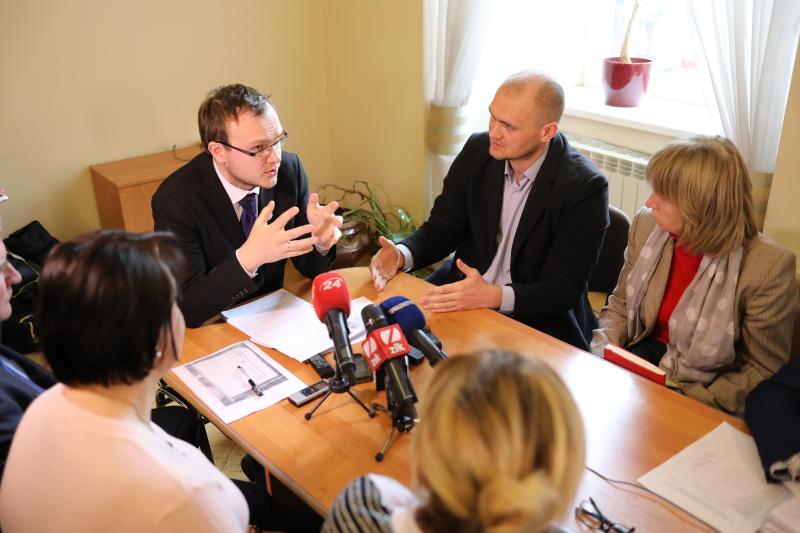 Фото 2: Фасад будинку на&nbsp;вул. К. Левицького, 10 має бути відновлений: позиція міста, яку мерія відстоюватиме в&nbsp;суді