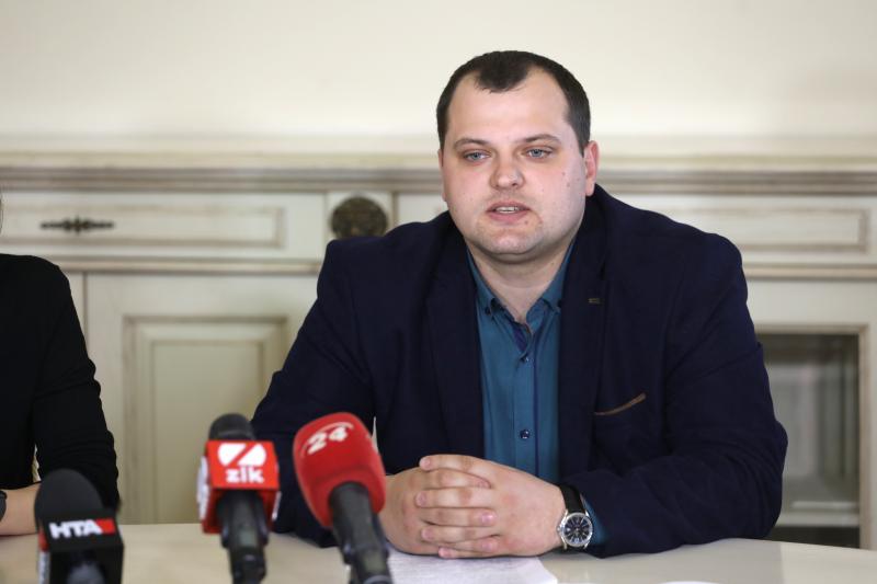 Фото 3: Мерія вчергове закликає мешканців Львова купувати квартири лише в&nbsp;перевірених забудовників