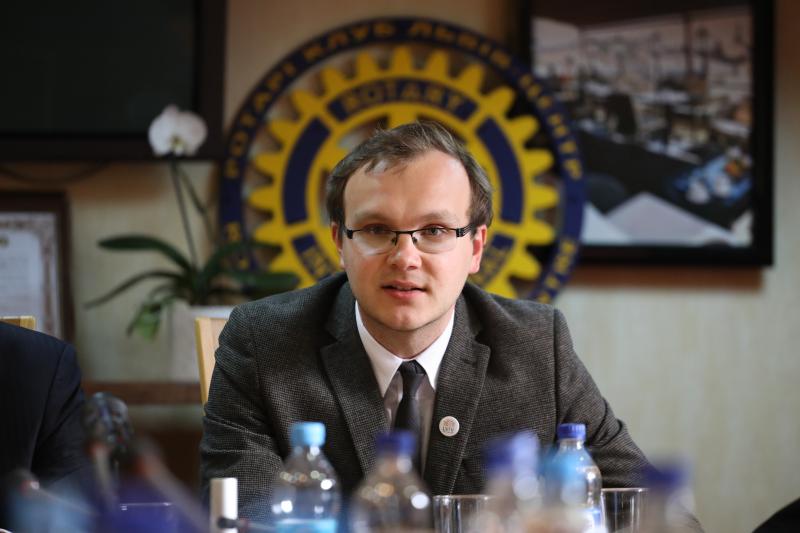 Фото 1: Львівська міська рада підписала з&nbsp;Президентами львівських Ротарі Клубів меморандум про співпрацю, що&nbsp;передбачає реконструкцію парку Замарстинівський