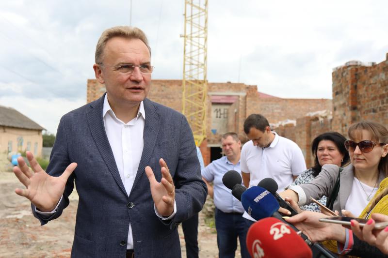 Фото 1: Львів інвестує кошти у&nbsp;розвиток навчальних закладів Винник