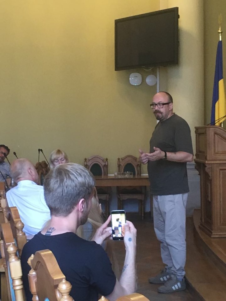 Фото 3: Діячі культури Львова закликали депутатів ЛМР підтримати створення муніципального мистецького простору на&nbsp;пл.&nbsp;Ринок, 42
