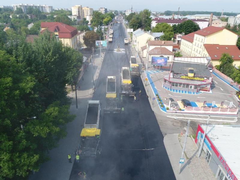 Фото 1: Міст на&nbsp;вул. Городоцька відкритий для проїзду транспорту з&nbsp;обмеженням швидкості руху