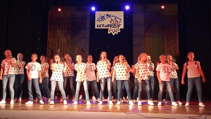 Фото 1: Центр творчості дітей та&nbsp;юнацтва Галичини розпочав новий навчальний рік