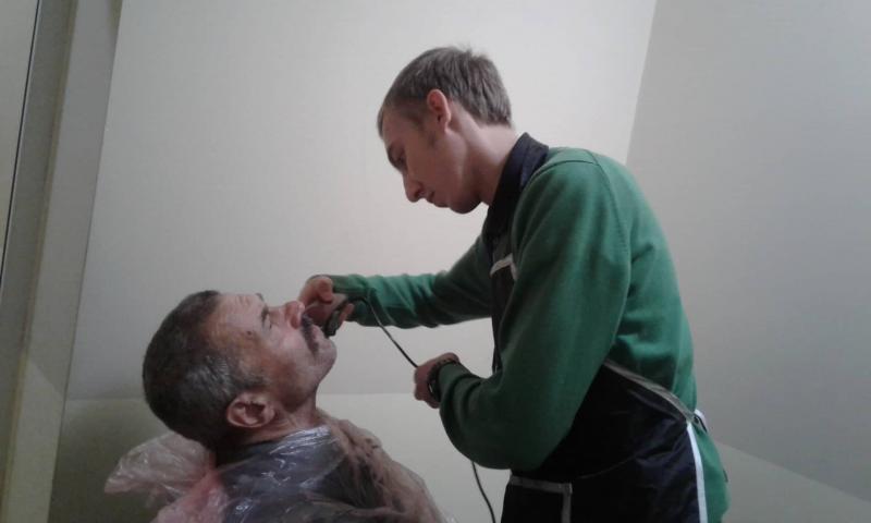 Фото 1: У&nbsp;Львові влаштували другий масштабний захід з&nbsp;надання безпритульним санітарно-гігієнічних та&nbsp;інших послуг