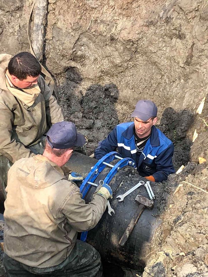 Фото 2: На&nbsp;водогоні &laquo;Карачинів-Львів&raquo; тривають аварійні роботи: впродовж кількох годин планують відновити водопостачання