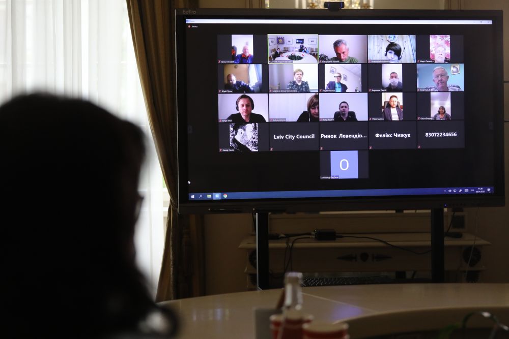 Фото 2: Продовольчі ринки поновлять свою роботу на&nbsp;території міста