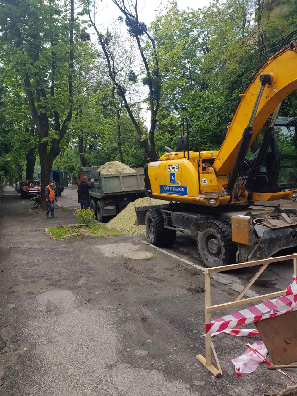 Фото 2: Від сьогодні буде перекрито рух транспорту на&nbsp;частині вул. Рудницького