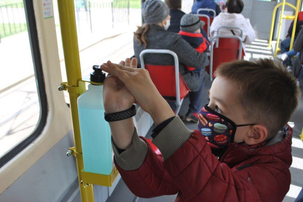 Фото 1: У&nbsp;всіх вагонах електротранспорту встановили дезінфектори