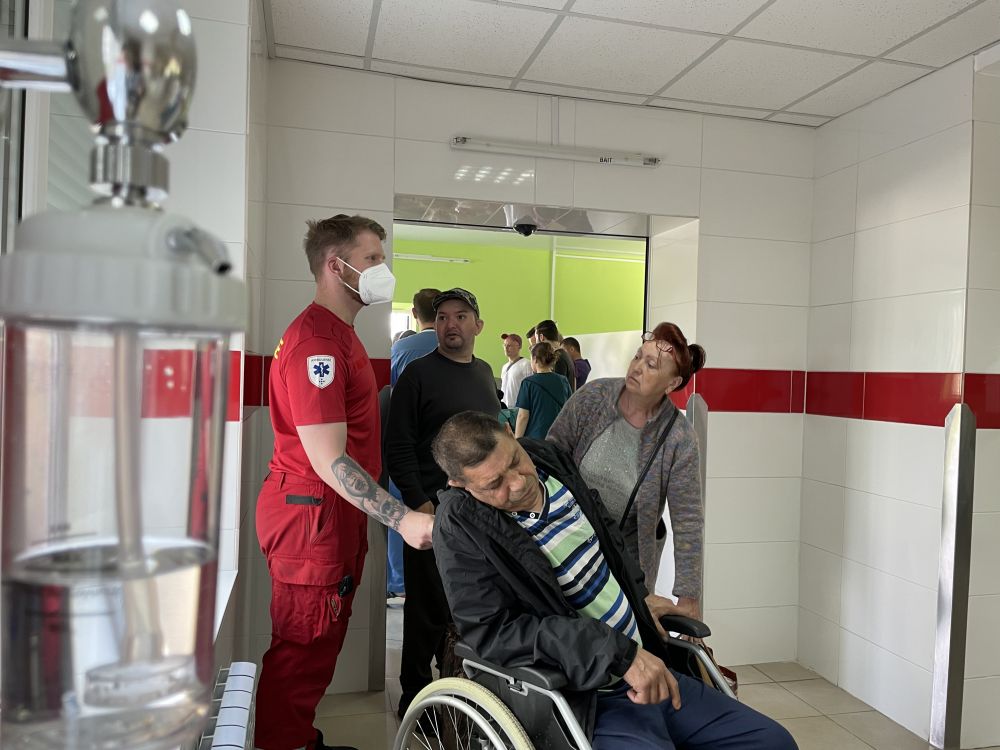 Фото 3: До Львова доправили 8 поранених з Донецької області
