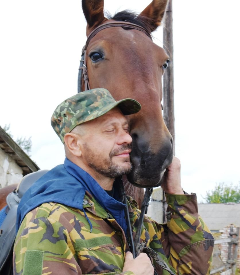 Фото 1: У Львові відновлюють іпотерапію для військових