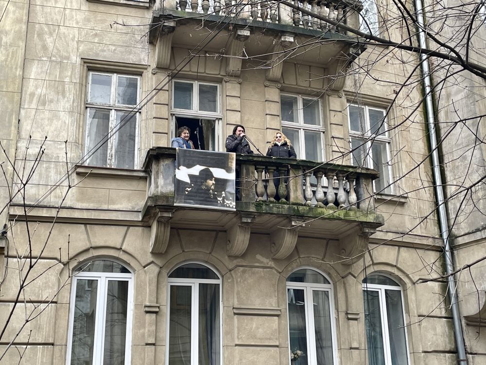 Фото 1: У Львові відкрили вулицю Грицька Чубая (відео)