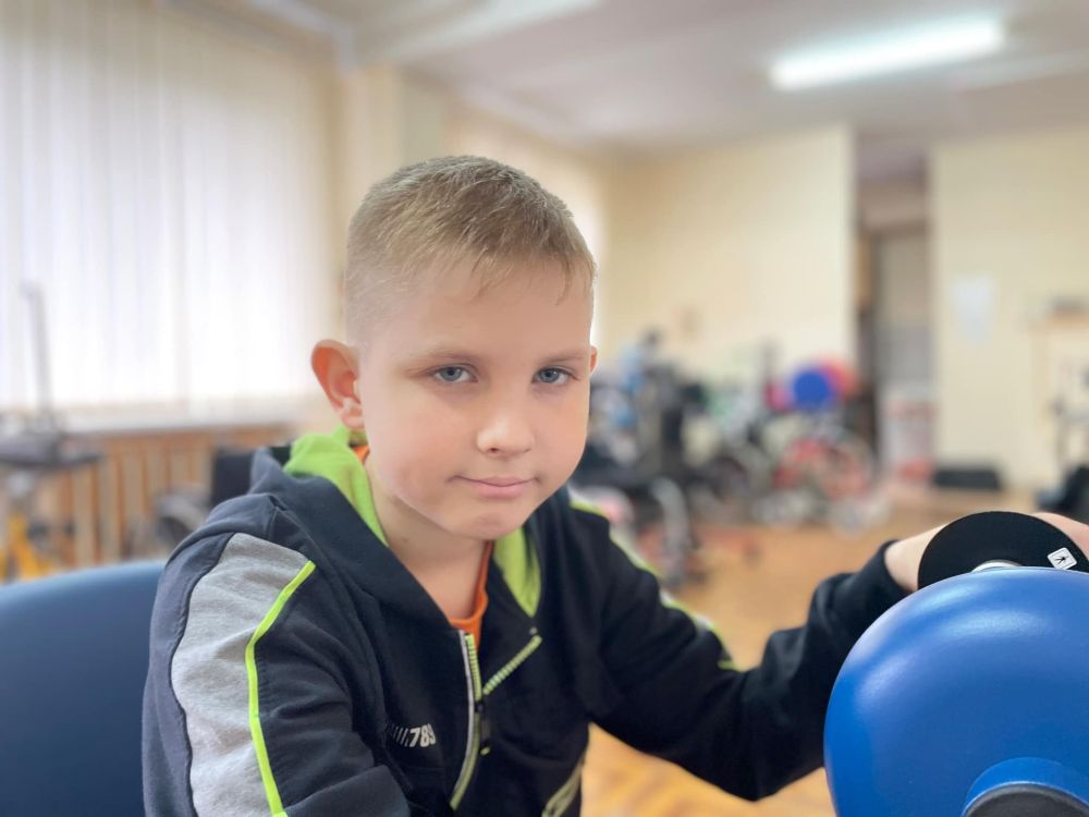 Фото 2: Львівські медики врятували 11-річного хлопчика з Харкова, який потрапив під обстріл