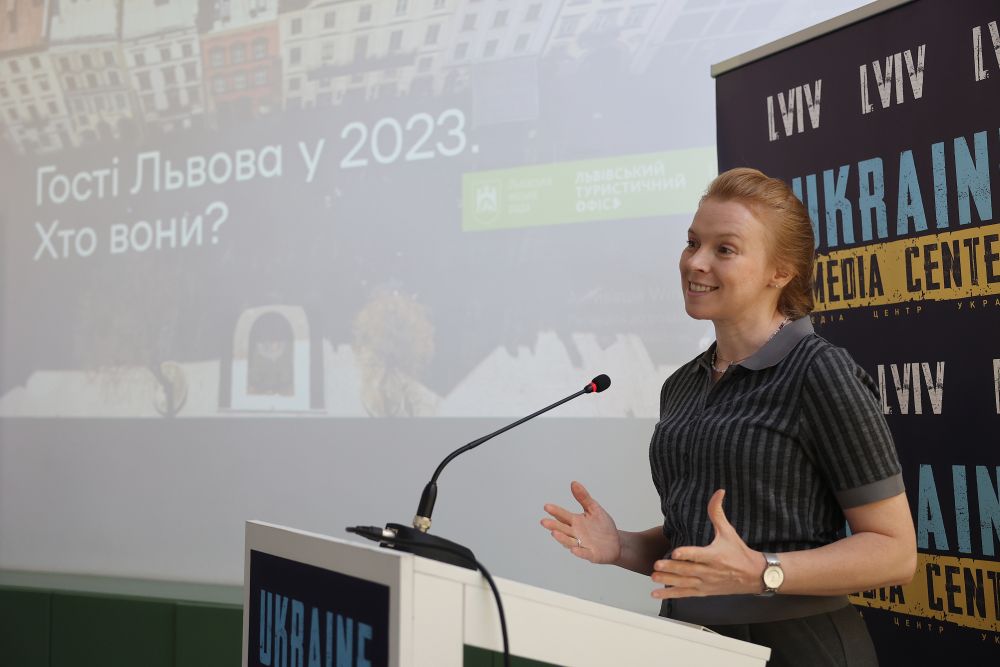 Фото 1: Як змінився гість Львова? Управління туризму представило результати опитування відвідувачів міста (відео)