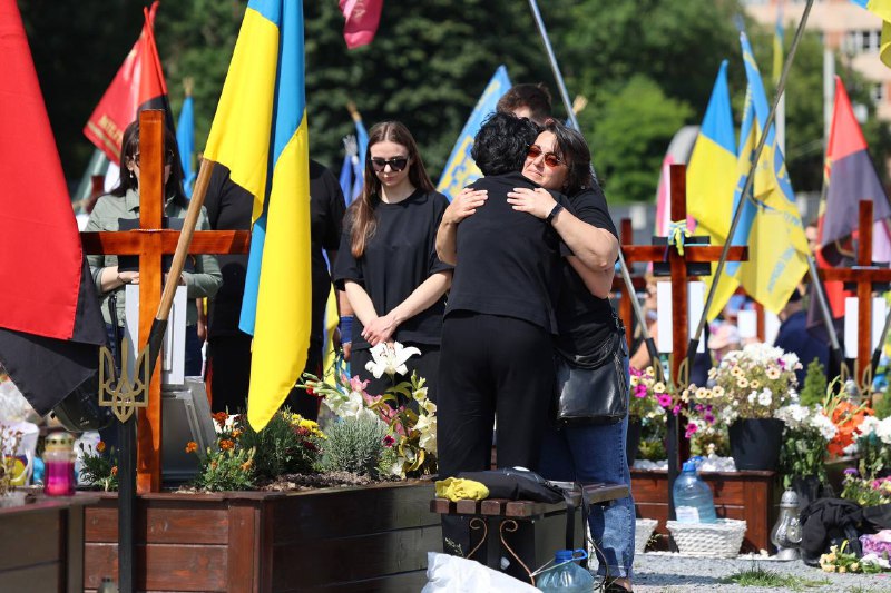 Фото 5: Львів вшановує пам&rsquo;ять загиблих в&nbsp;Оленівці