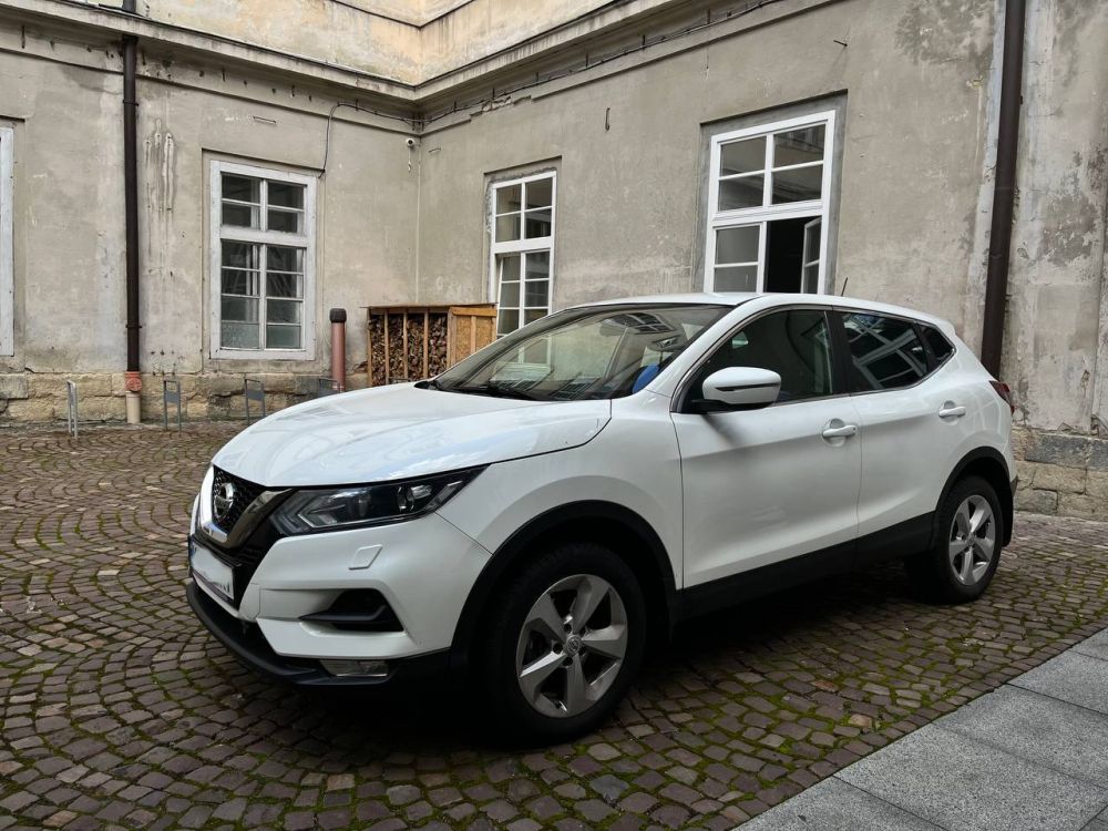 Фото 1: Допомога ЗСУ: Львів передав військовим авто