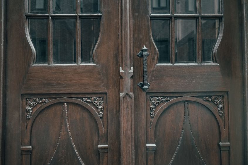 Фото 2: У Львові у будинку біля Краківського ринку відреставрували історичну браму