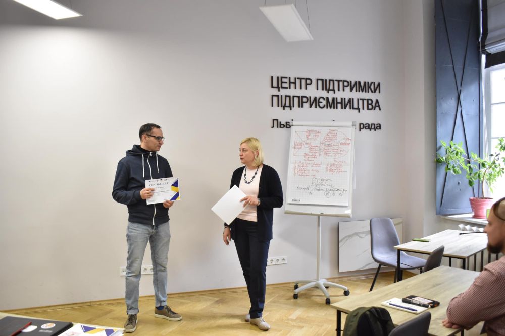 Фото 2: Перші 16 учасників завершили навчання проєкту &laquo;Нові горизонти. Військові у бізнесі&raquo;