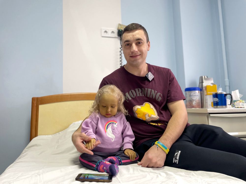Фото 2: У лікарні святого Миколая запрацювала перша в Україні програма для лікування діток із рідкісним захворюванням