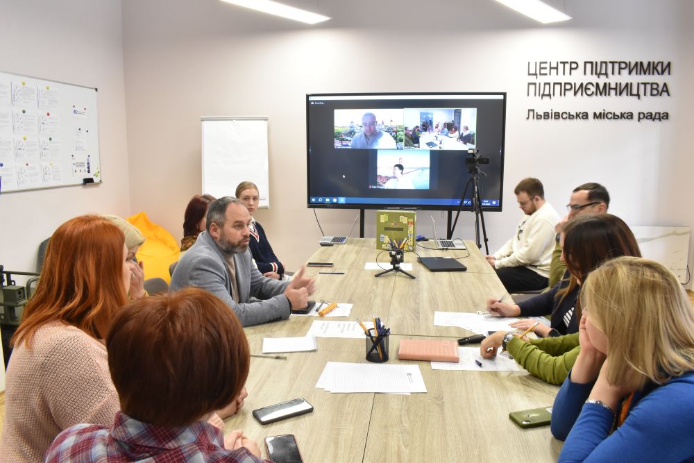 Фото 2: Ветерани та дружини захисників презентували свої бізнес-ідеї у міській раді