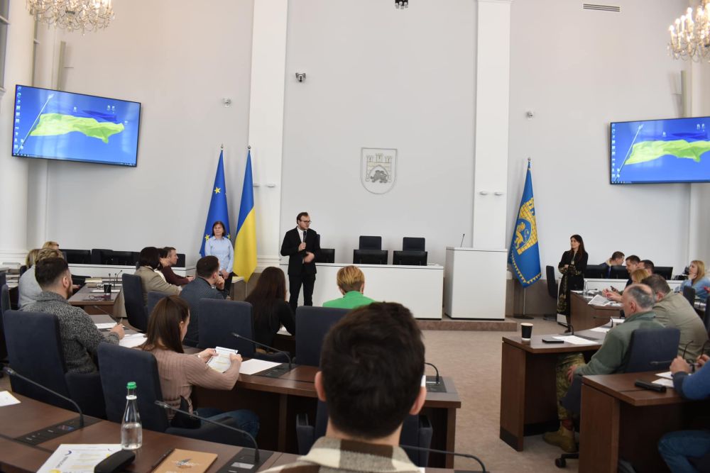 Фото 2: Підприємці та кластери міста дізналися про грантові програми підтримки бізнесу