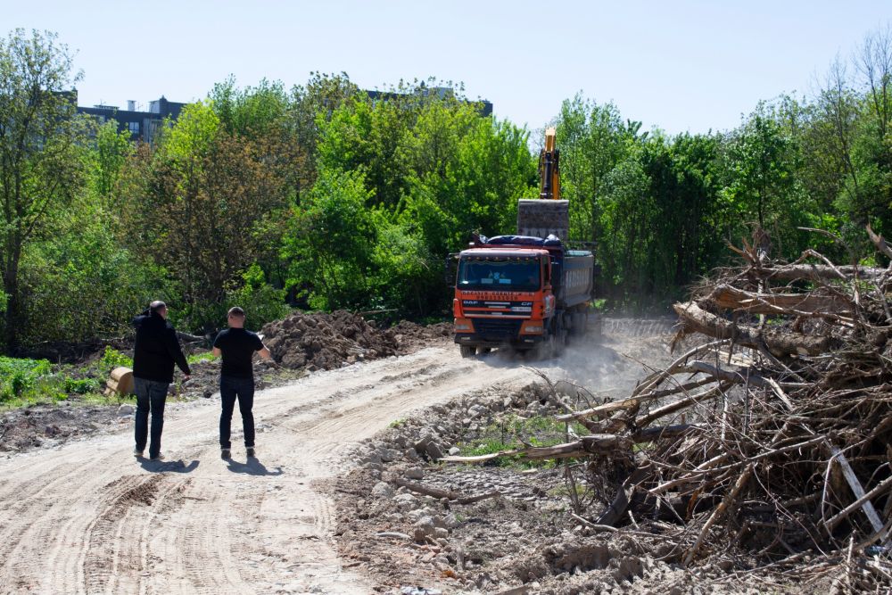 Фото 1: У мікрорайоні Під Голоском розпочали будівництво школи з дитсадком
