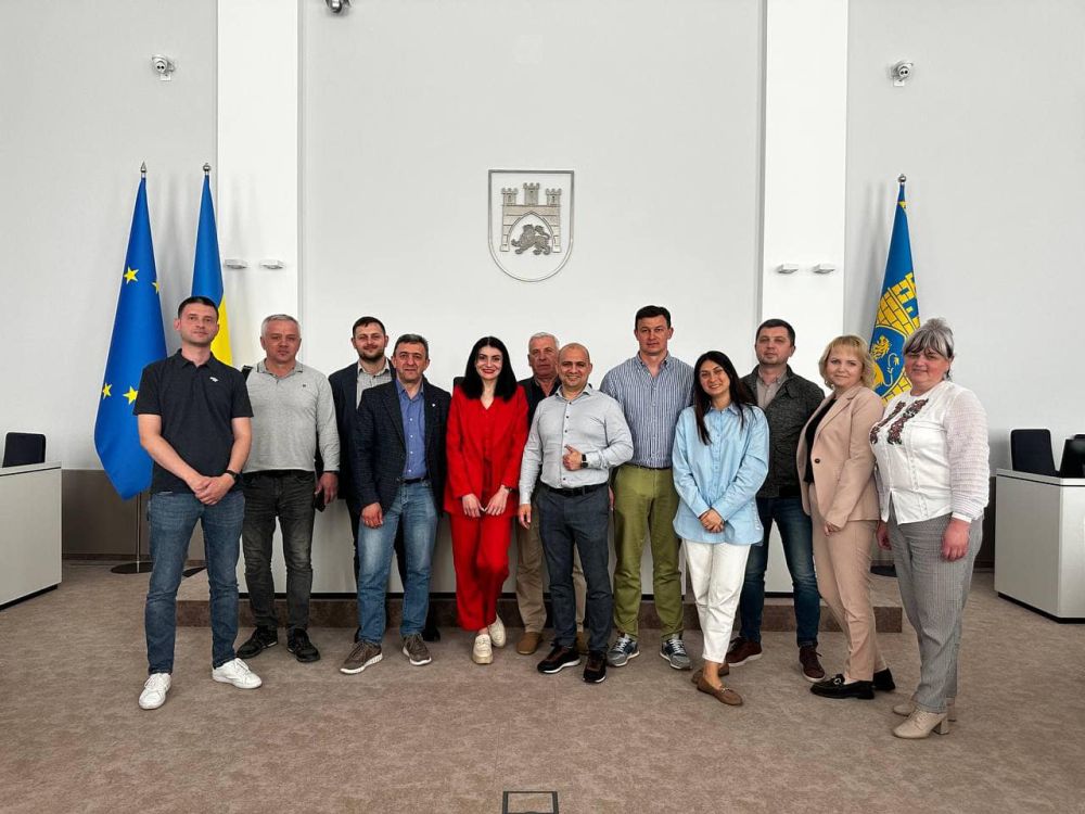Фото 2: Понад 120 учнів та майстрів закладів профтехосвіти пройшли навчання у школі мебляра