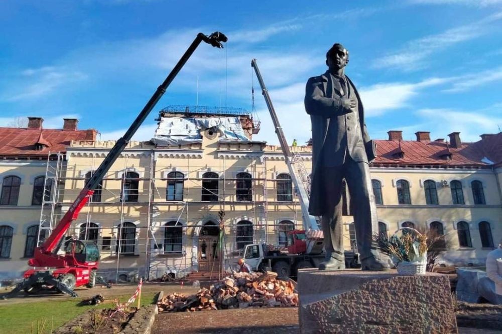 Фото 2: До Дня міста у Дублянах організували масштабну благодійну подію на підтримку воїнів