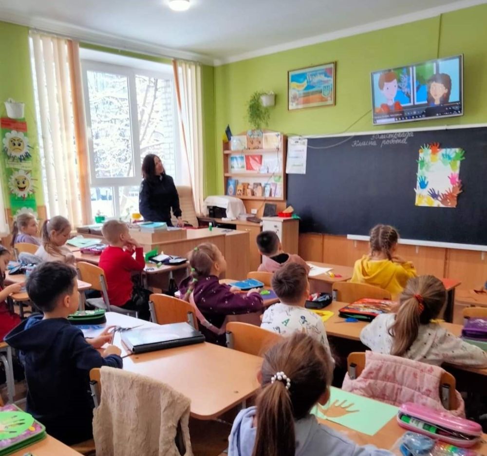 Фото 1: У Львові дітей навчають, як протидіяти й реагувати на домашнє насильство