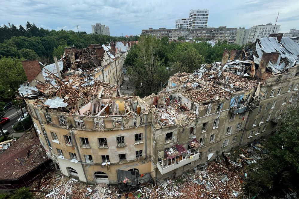 Фото 1: Мешканцям будинків на вул. Стрийській, зруйнованих російськими ракетами, місто виплатить компенсацію за ремонт у квартирах (відео)