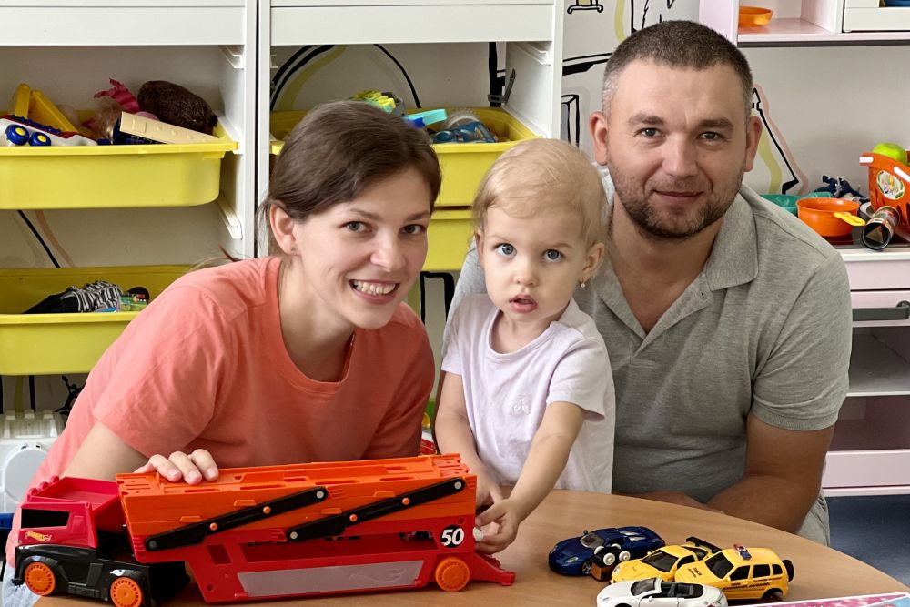 Фото 2: Львівські лікарі прооперували 2-річну дівчинку, яка мала велетенську злоякісну пухлину нирки