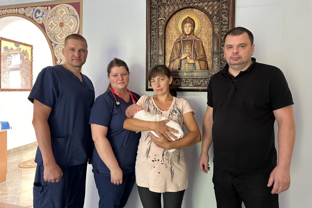 Фото 1: П’ятий кесарів розтин в однієї жінки: львівські медики допомогли з’явитися на світ ще одному хлопчику