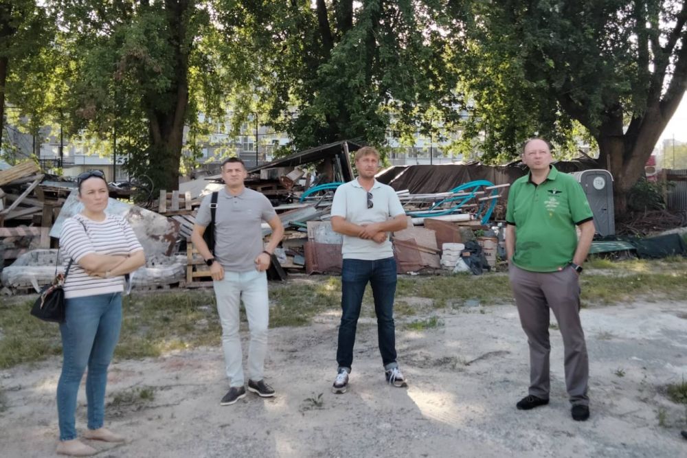 Фото 2: Будівельні роботи зі зведення 3D-школи на Варшавській відновлять (відео)
