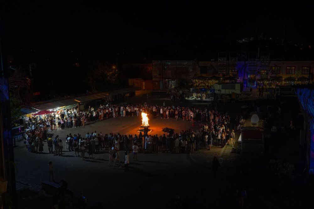 Фото 2: Сьомий &laquo;Молодвіж&raquo;, присвячений памʼяті Ярини Базилевич та її сімʼї, зібрав 3000 людей та майже пів мільйона гривень для військових