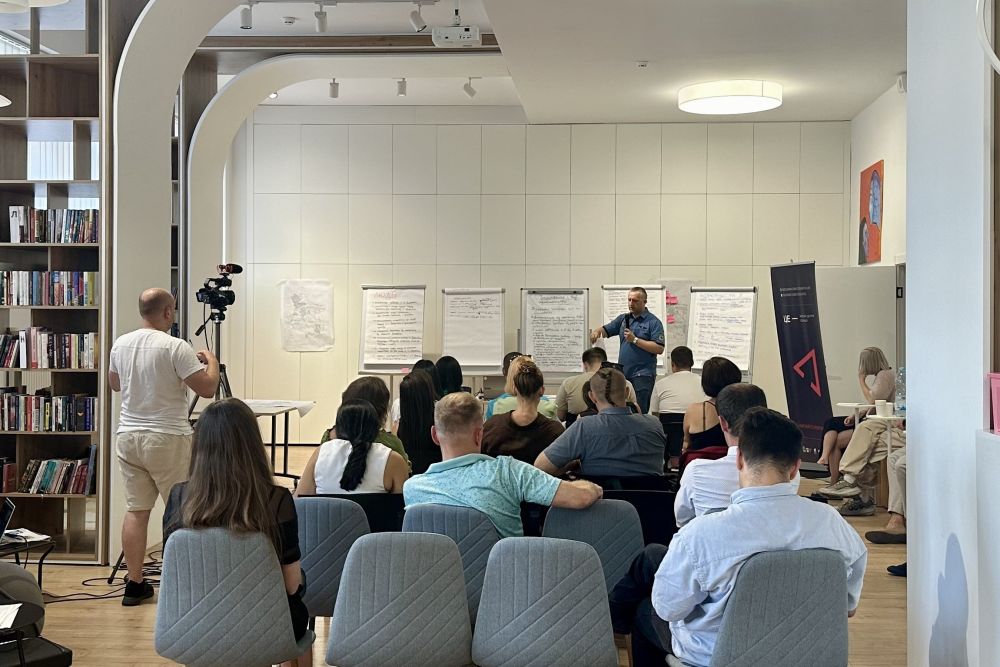 Фото 3: У Львові напрацьовують концепцію інтегрованого розвитку громади: відбулась стратегічна сесія