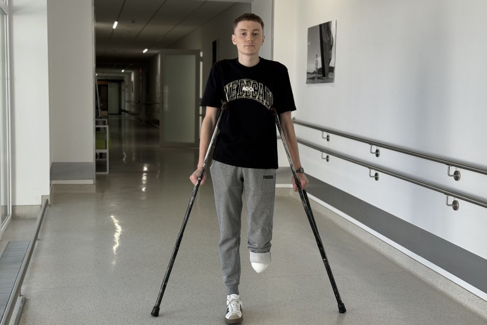 Фото 1: Єдиним порятунком була ампутація: львівські медики прооперували і готують до протезування 21-річного хлопця