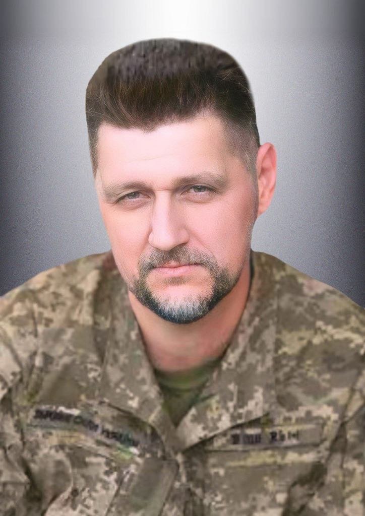 Фото 1: Завтра Львів попрощається із захисником Євгеном Бобковим